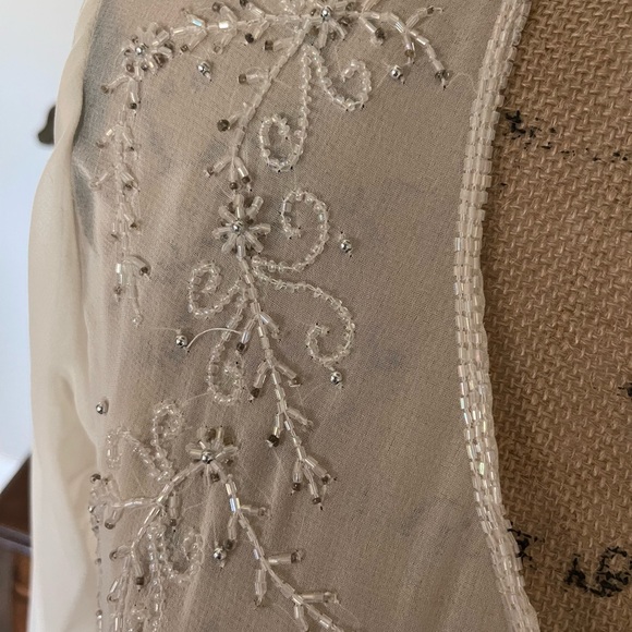 Newport News ladies, lovely silk blouse NWOT - Picture 7 of 15